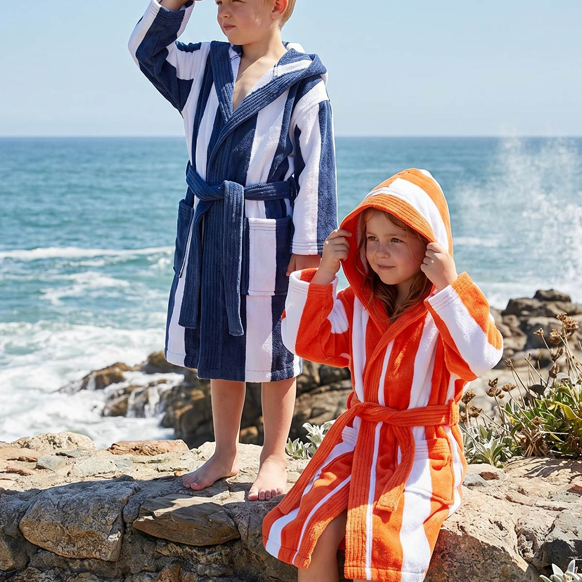 Peignoir enfant à capuche rayé velours ANTIGUA indigo, SENSEI MAISON