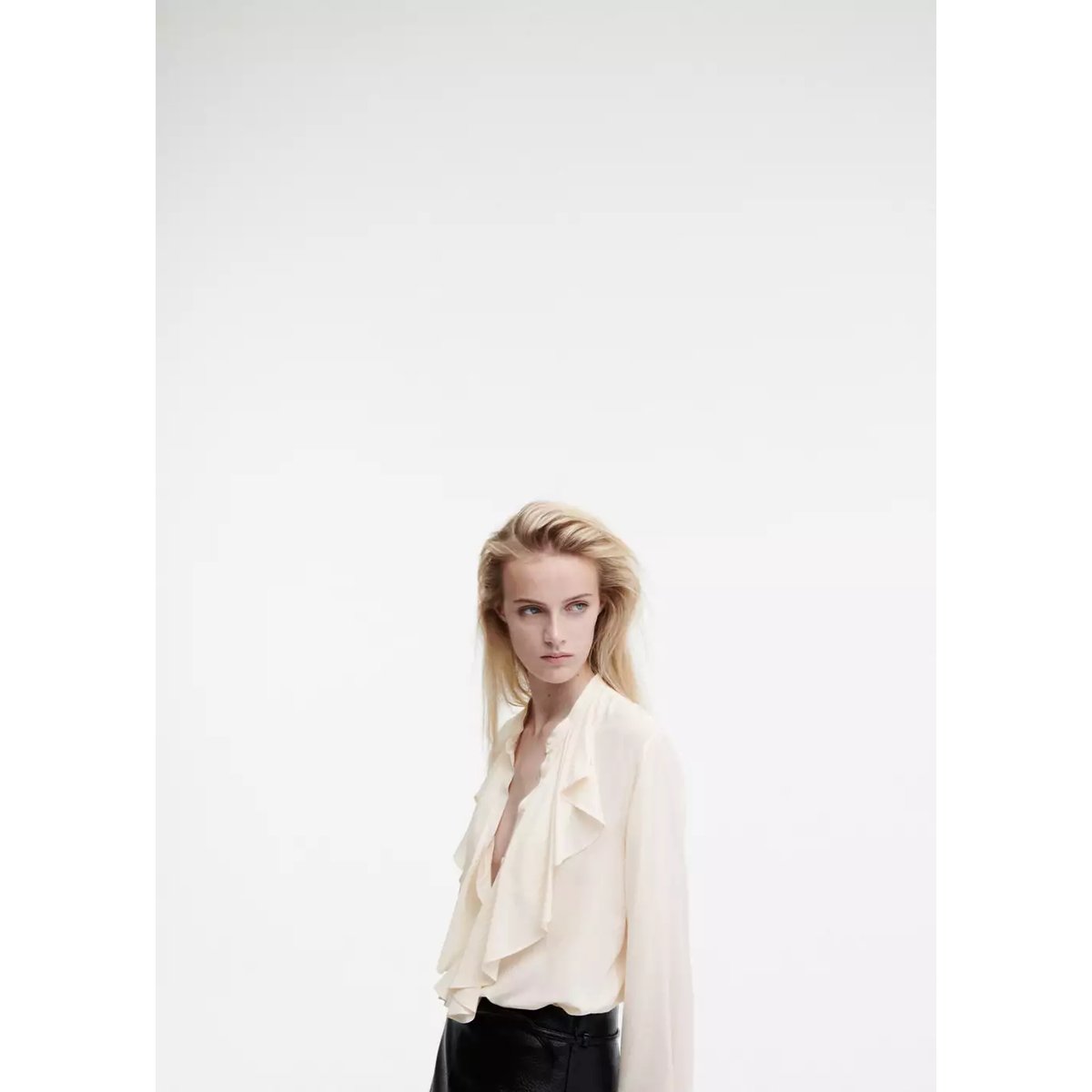 Blouse fluide volants écru, MANGO