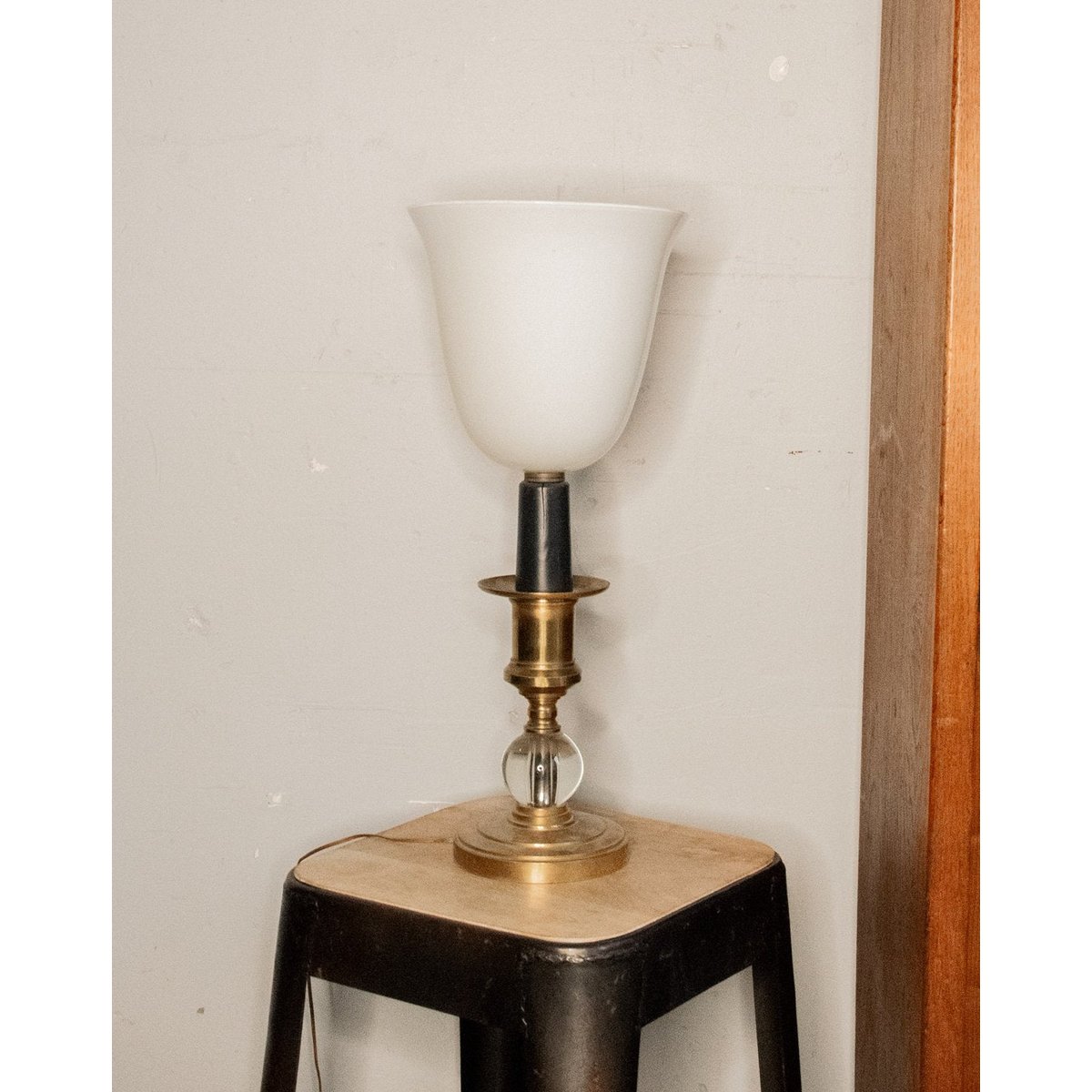 Lampe à poser en métal doré Julia N°604 - Bon état doré, DEBONGOUT