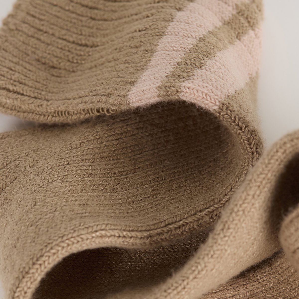 Chaussettes hautes Dim x Inès de La Fressange beige foncé, DIM