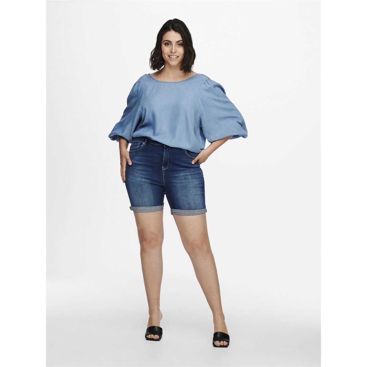 Short En Denim medium blue denim, ONLY CARMAKOMA