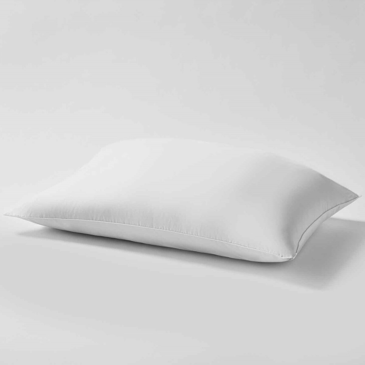 Spundown, Hypoallergenic Medium Support Pillow white, THE FINE BEDDING COMPANY