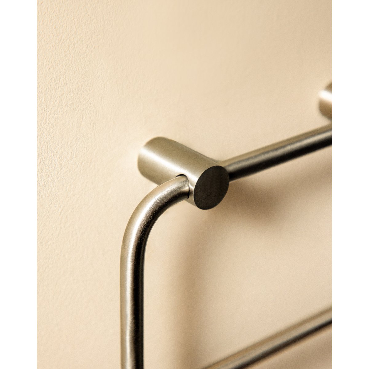 Porte Papier Toilette mural  LOGIC noir mat, COSMIC