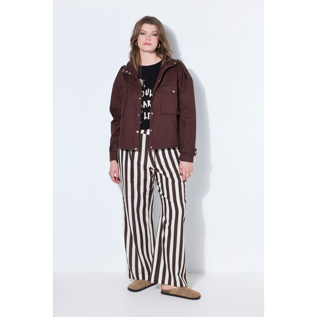 Veste utility oversize, grandes poches chocolat, STUDIO UNTOLD