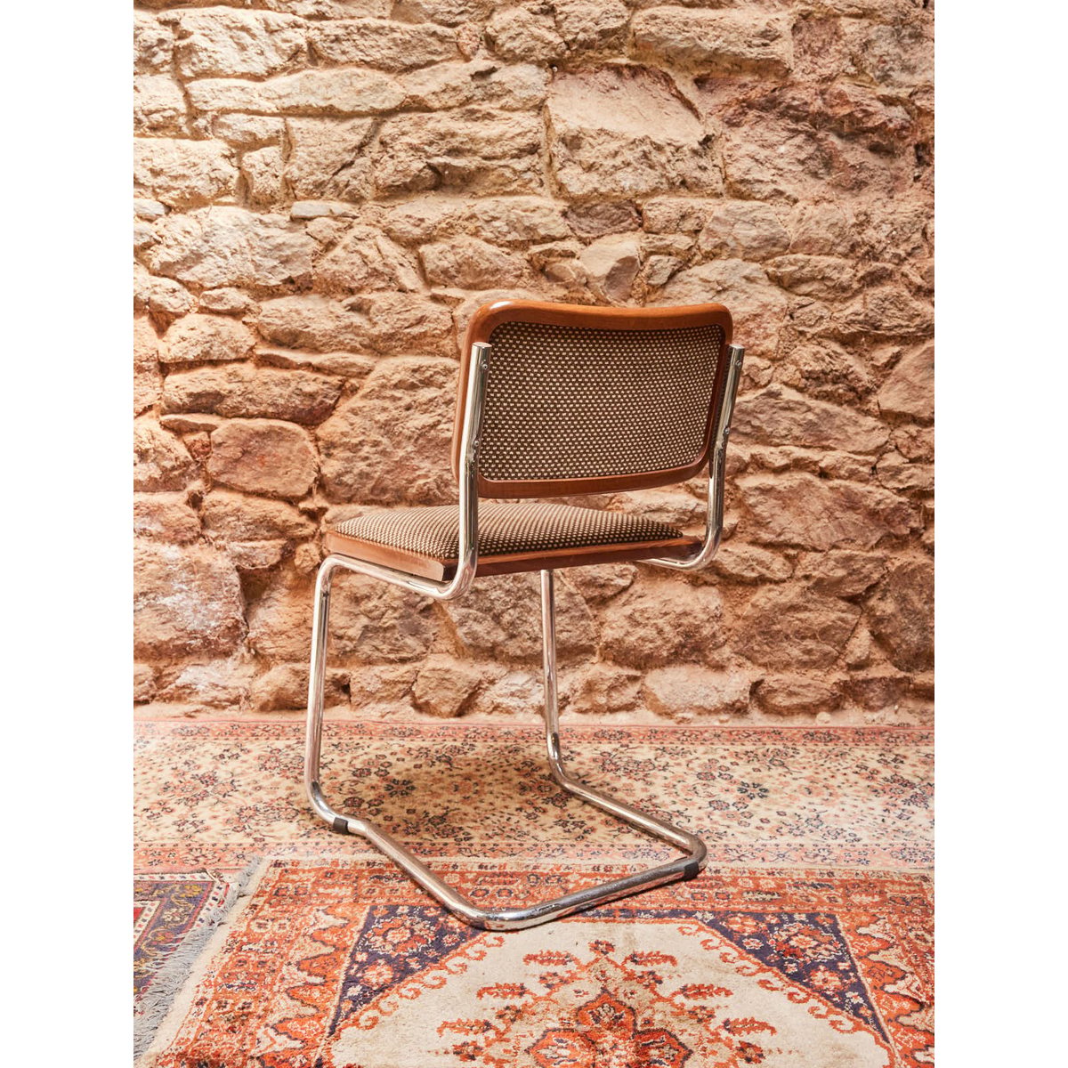Lot de 4 chaises vintage Alma N°1654 - Bon état marron, DEBONGOUT