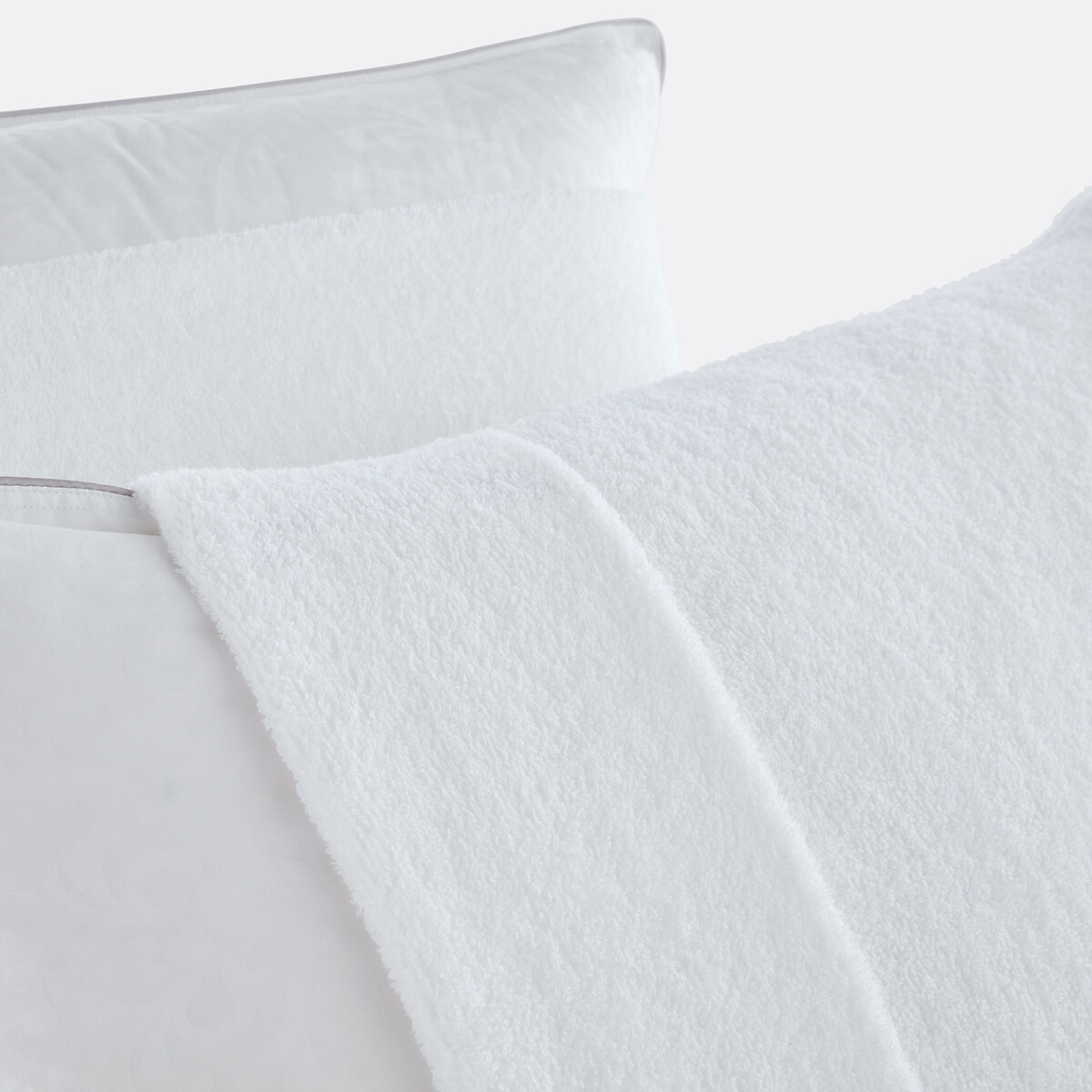 Protège oreiller éponge 100% coton blanc, LA REDOUTE INTERIEURS