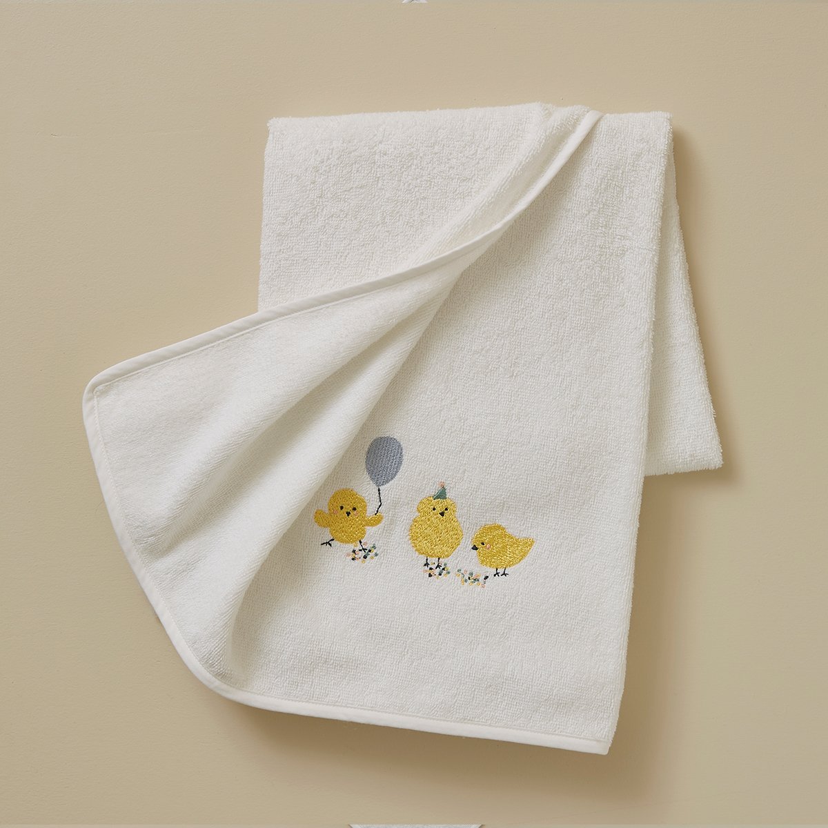 Drap de bain enfant PIOU PIOU blanc, SYLVIE THIRIEZ