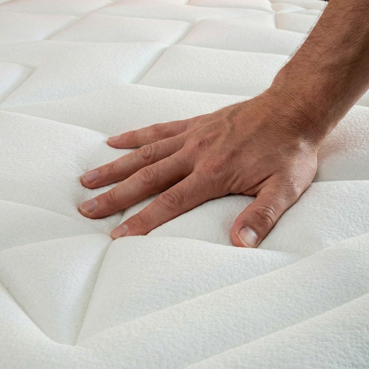 Matelas Ressorts ensachés PASSION - 30 cm d'épaisseur - Accueil moelleux, soutien ferme blanc, MAISON AUBERTIN