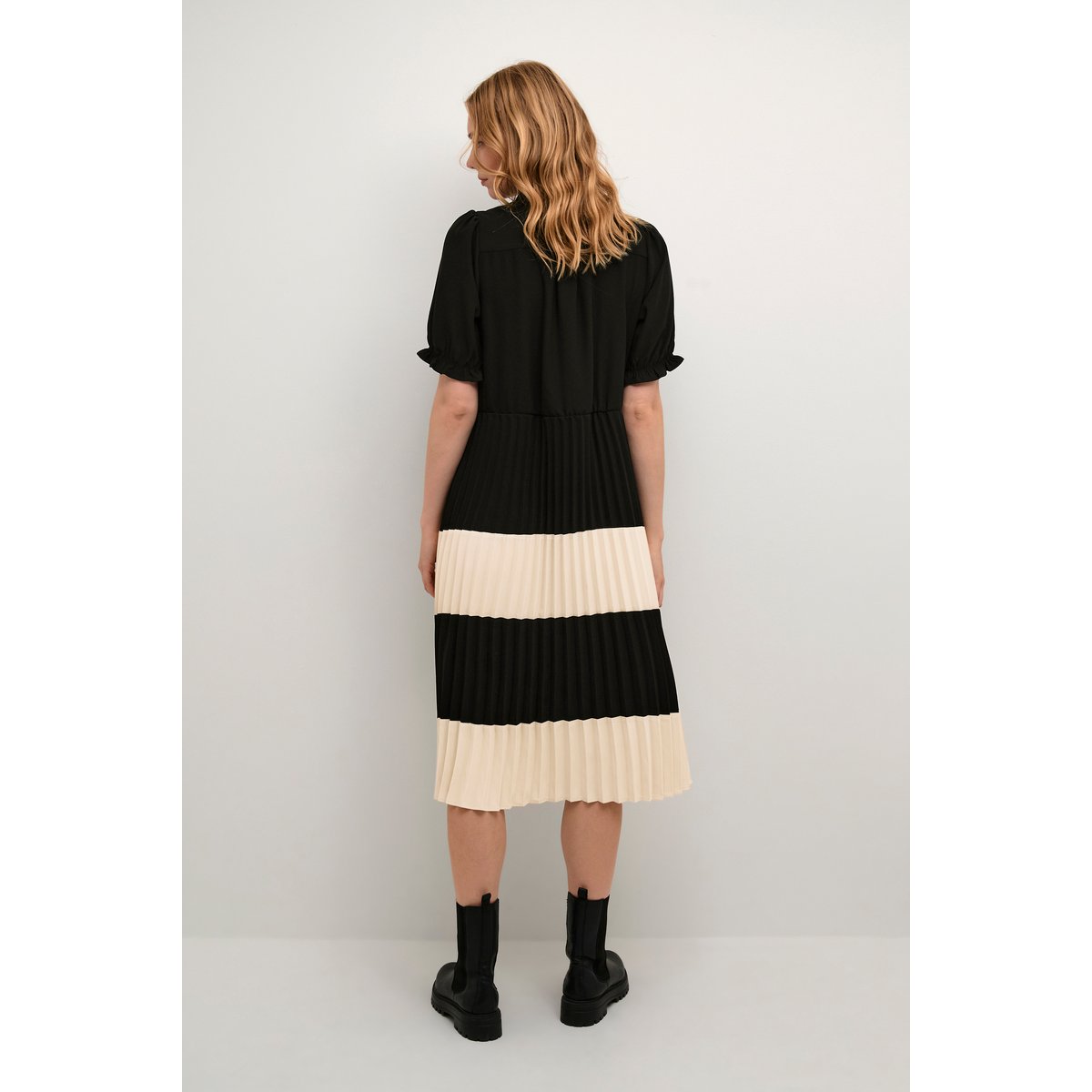 Dress noir, CULTURE