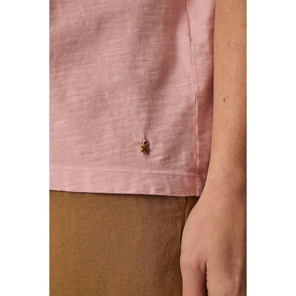 T-shirt col V manches courtes, ZAE rose, DES PETITS HAUTS