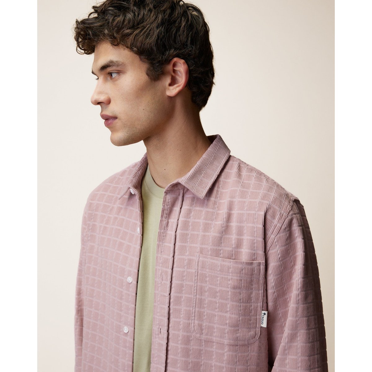 Chemise en velours mauve, FAGUO