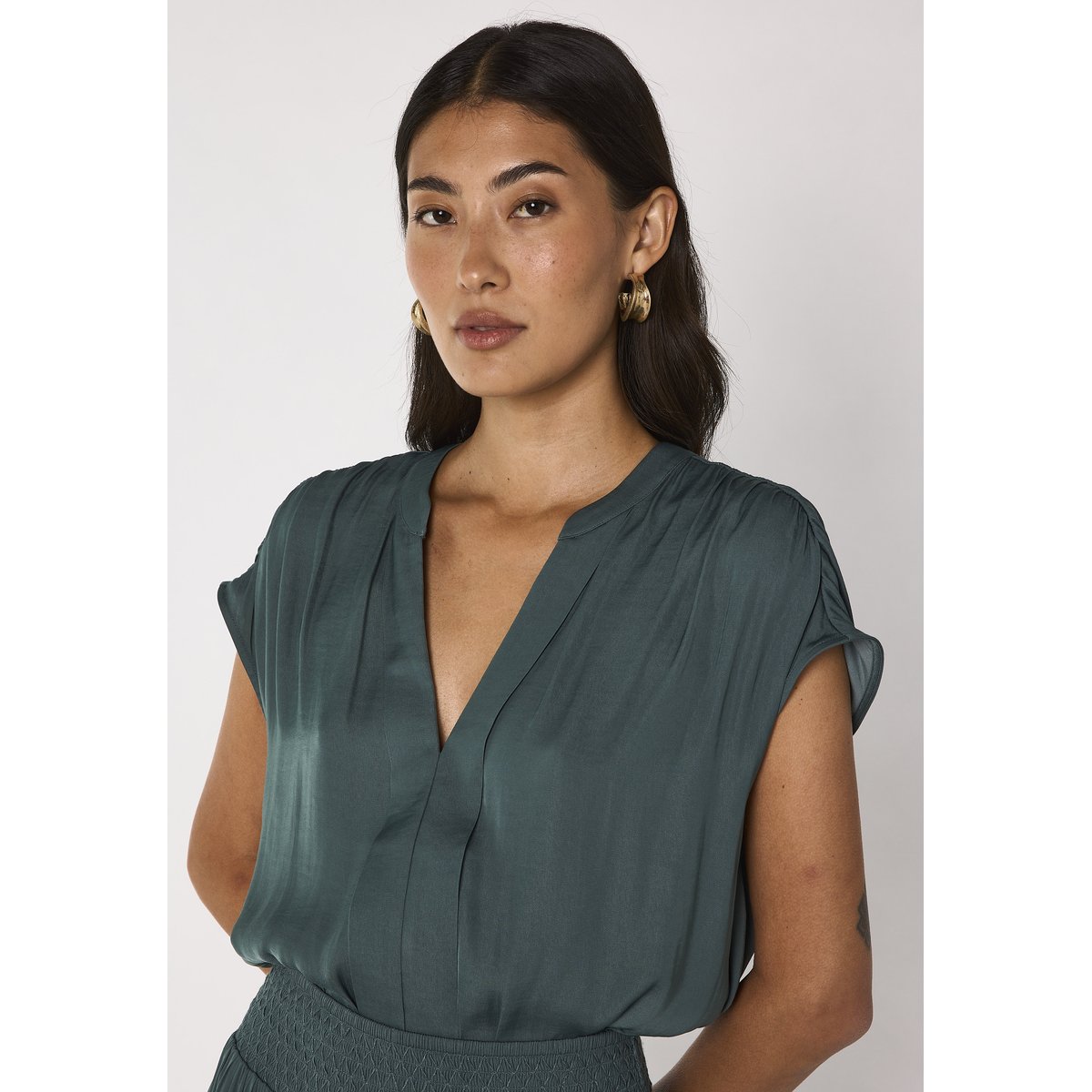 Blouse satinée sans manches MISS petrole, Maison 123