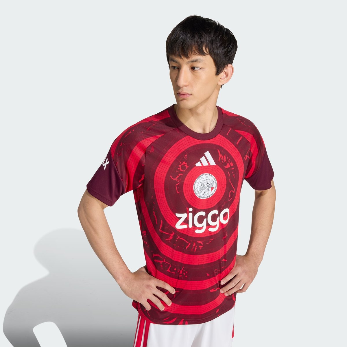 Maillot Pré-Match Ajax Amsterdam 26/27 Maillot Pré-Match Ajax Amsterdam 26/27 bold red, adidas Performance