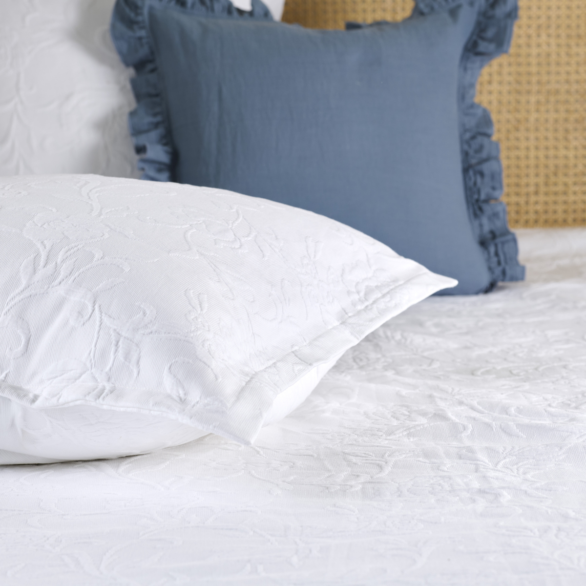 Taie D'oreiller Coton Piqué Jacquard - PLUME DE COTON blanc, TRADITION DES VOSGES
