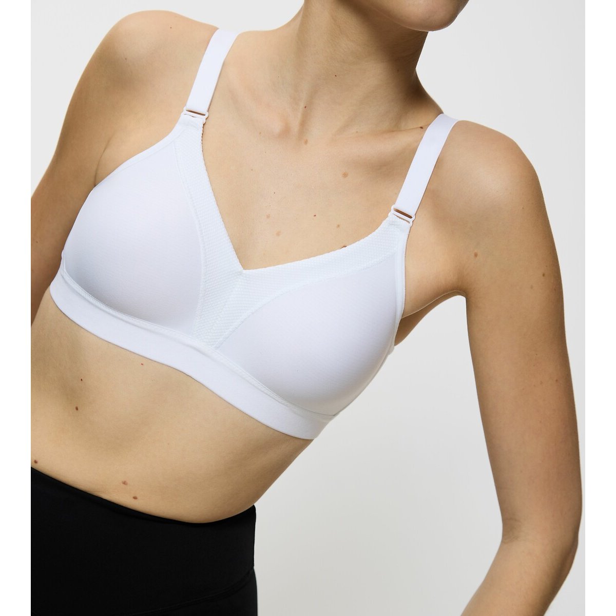 Reggiseno sportivo Wellness N bianco, TRIUMPH