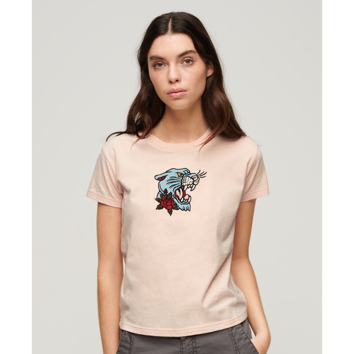 T-shirt ajusté brodé effet tatouage rose fouetté pêche, SUPERDRY