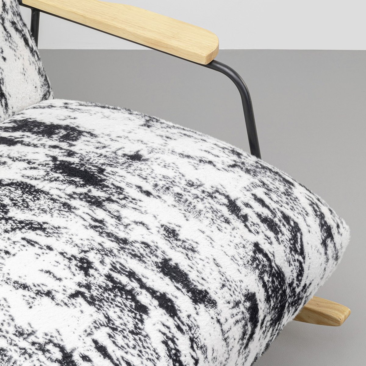 Fauteuil à bascule en polyester et chêne, KYLE couleur unique, KARE DESIGN
