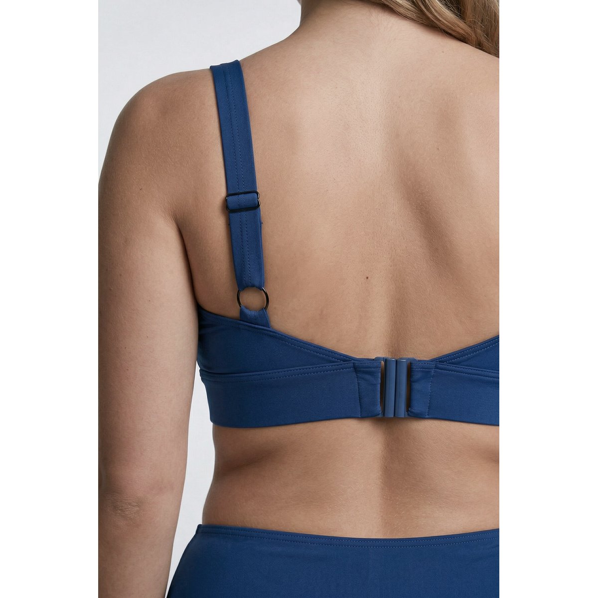 Bikini avec bonnets souples bleu foncé, ULLA POPKEN
