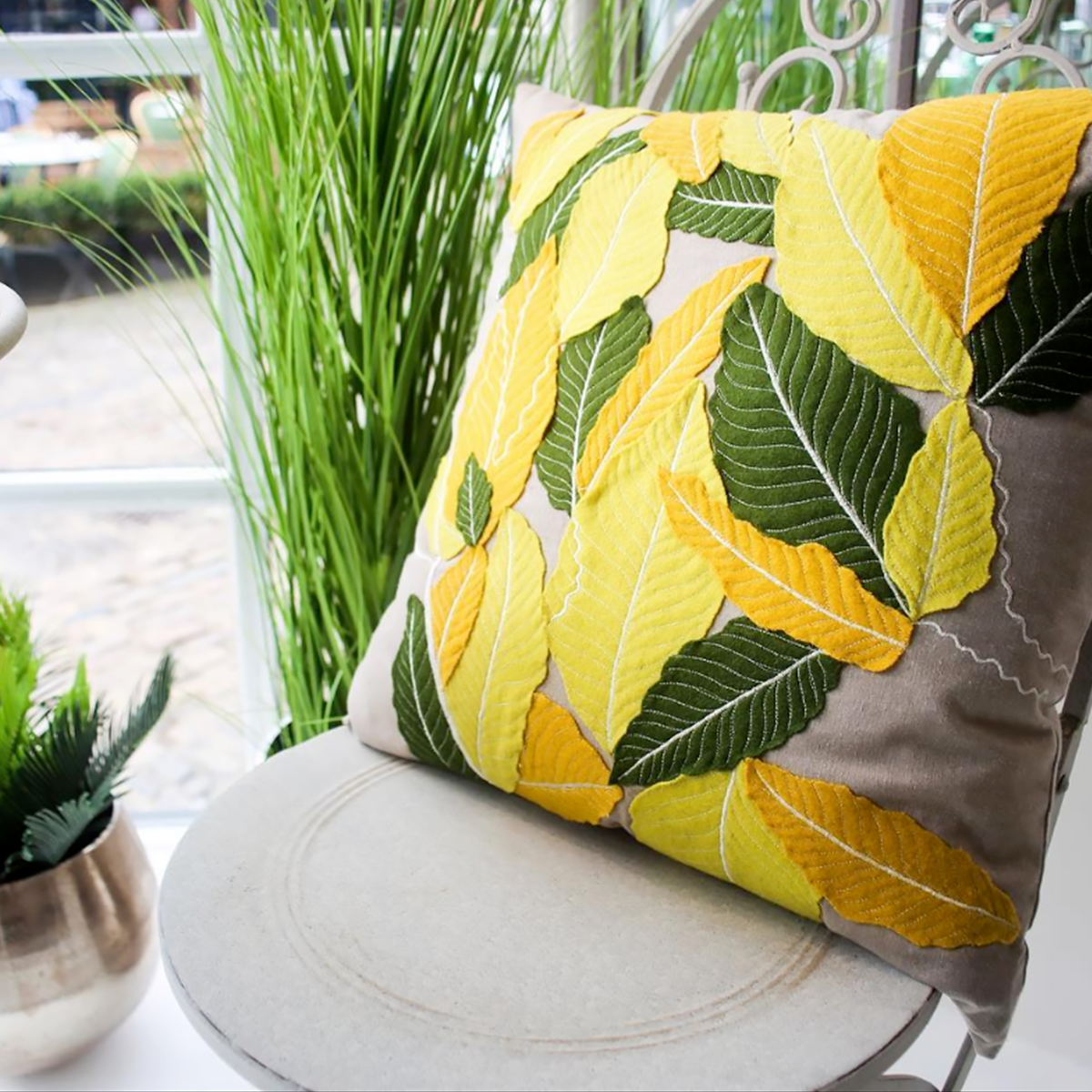 Housse de coussin décorative en coton 50x50 FRESH jaune, SIA DECO