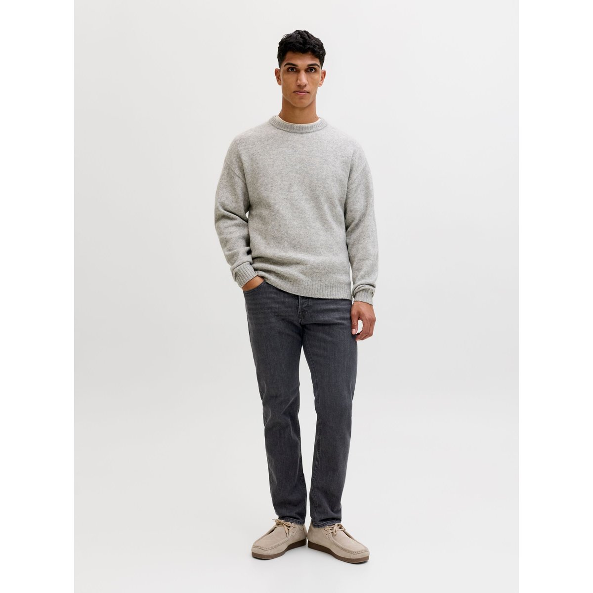 Jean Coupe Tapered black denim, aprel