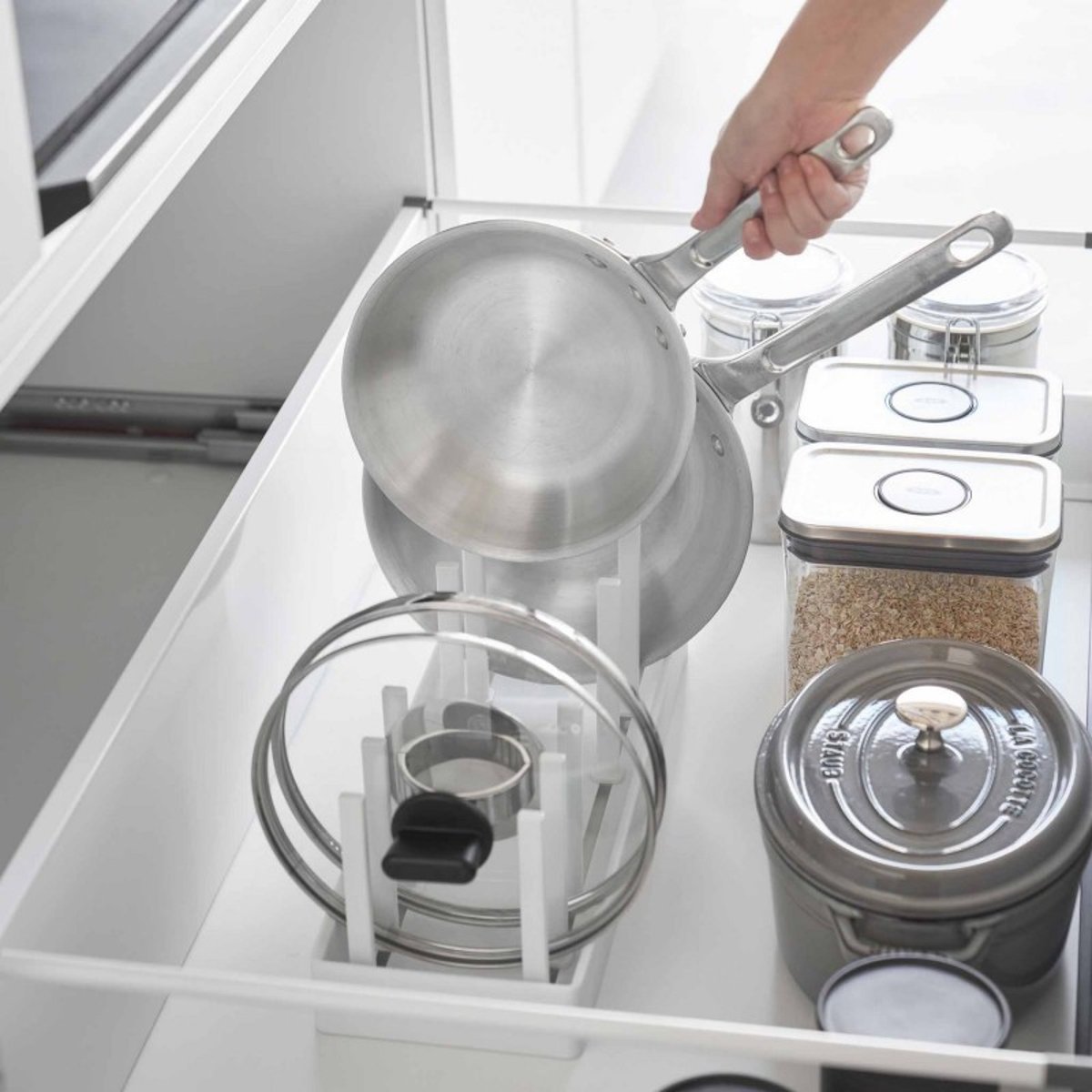 Support rangement couvercles assiettes Tower blanc, YAMAZAKI