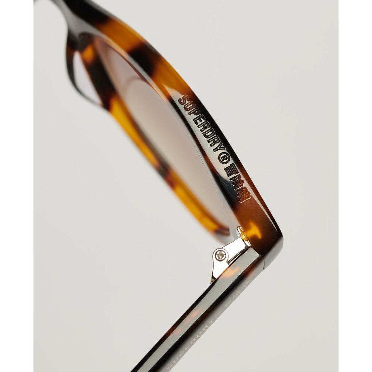 Lunettes de soleil SDR Britanny tortue/marron foncé en dégradé, SUPERDRY