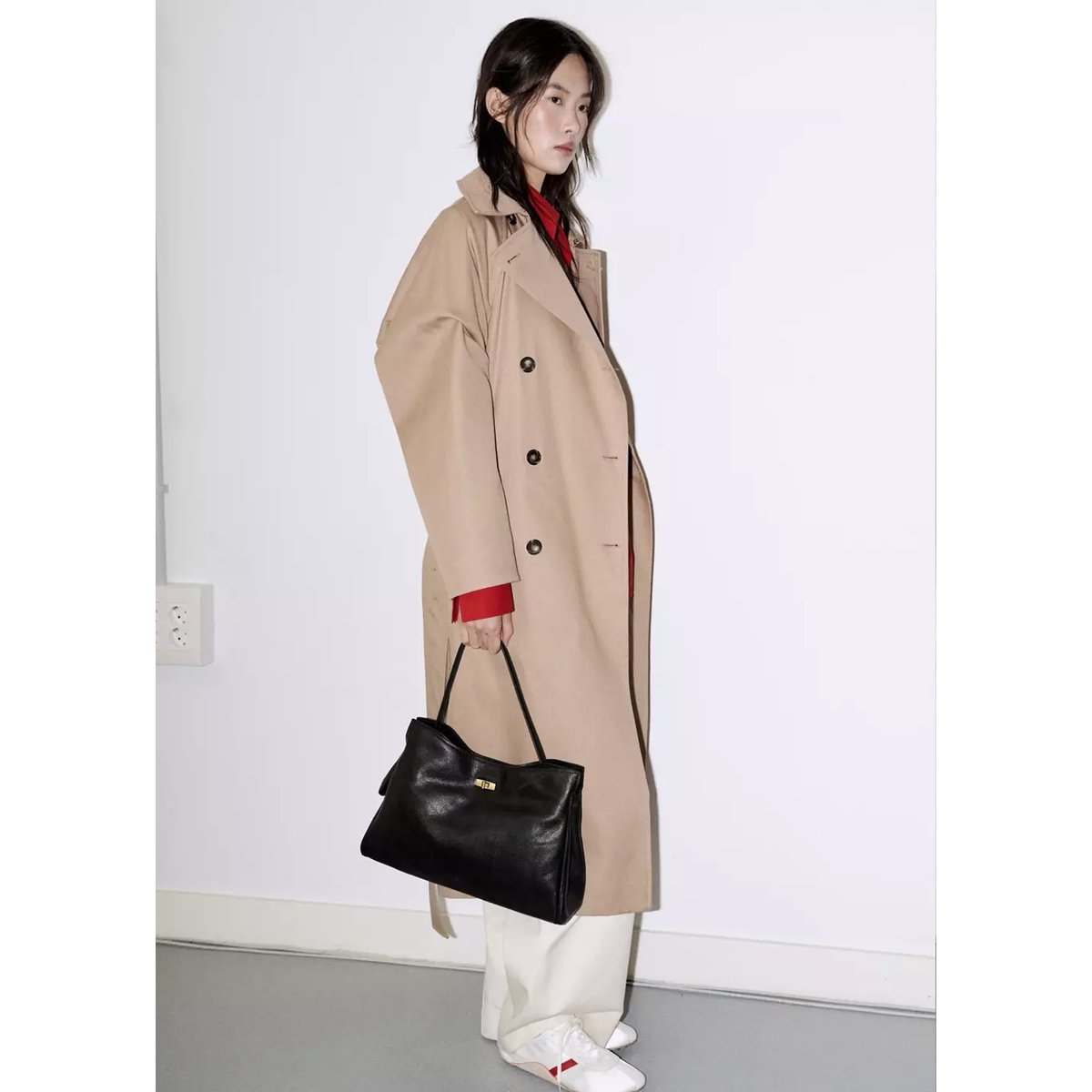 Sac à bandoulière en cuir avec breloque miroir noir, MANGO