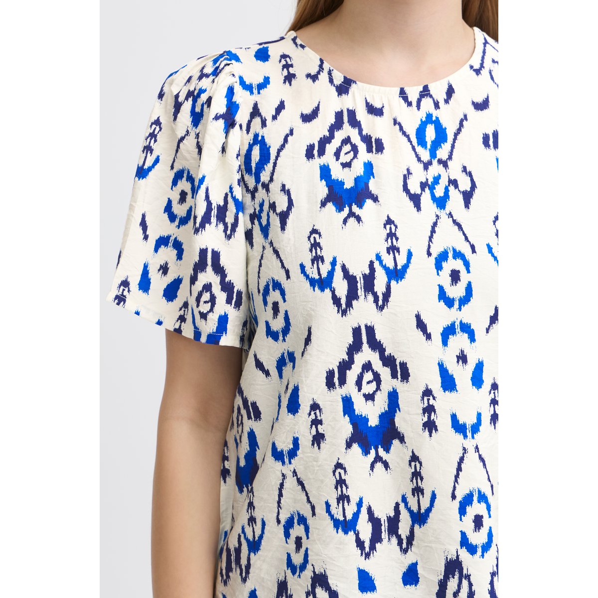 Blouse with short sleeve bleu medieval blue print, ICHI