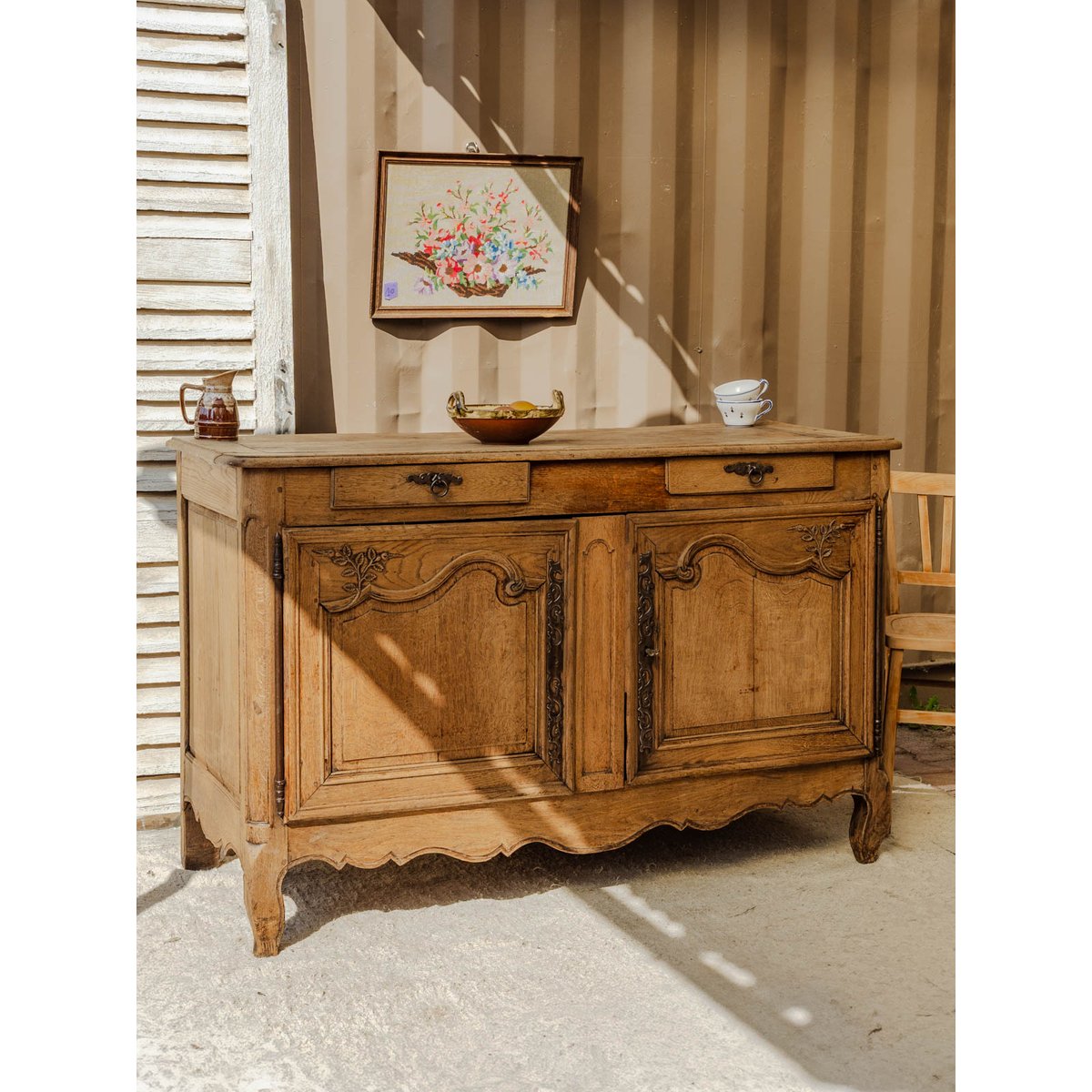 Grand buffet en bois Gilbert N°1543 - Bon état bois clair, DEBONGOUT