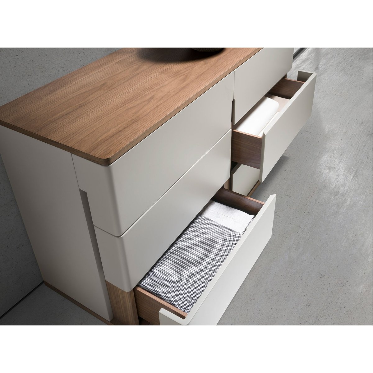 Commode en bois et noyer gris | noyer, ANGEL CERDA