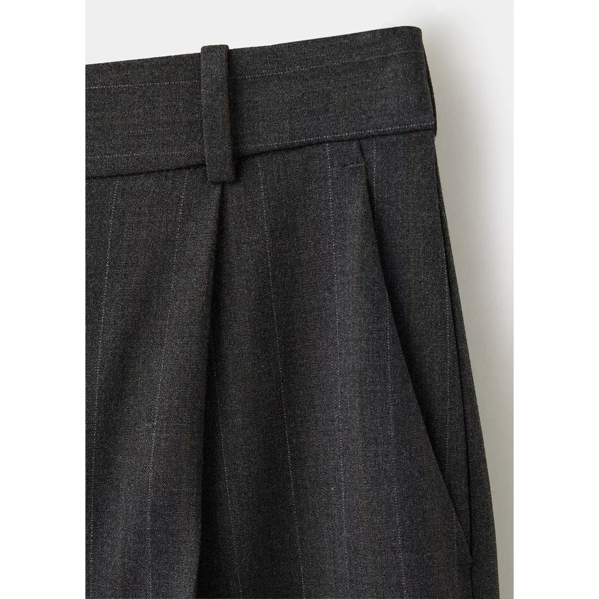 Pantalon droit pinces gris, MANGO