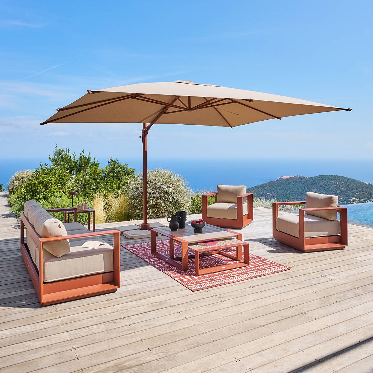 Parasol déporté rectangulaire inclinable 4x3m en aluminium MELHIA marron acajou, HESPERIDE