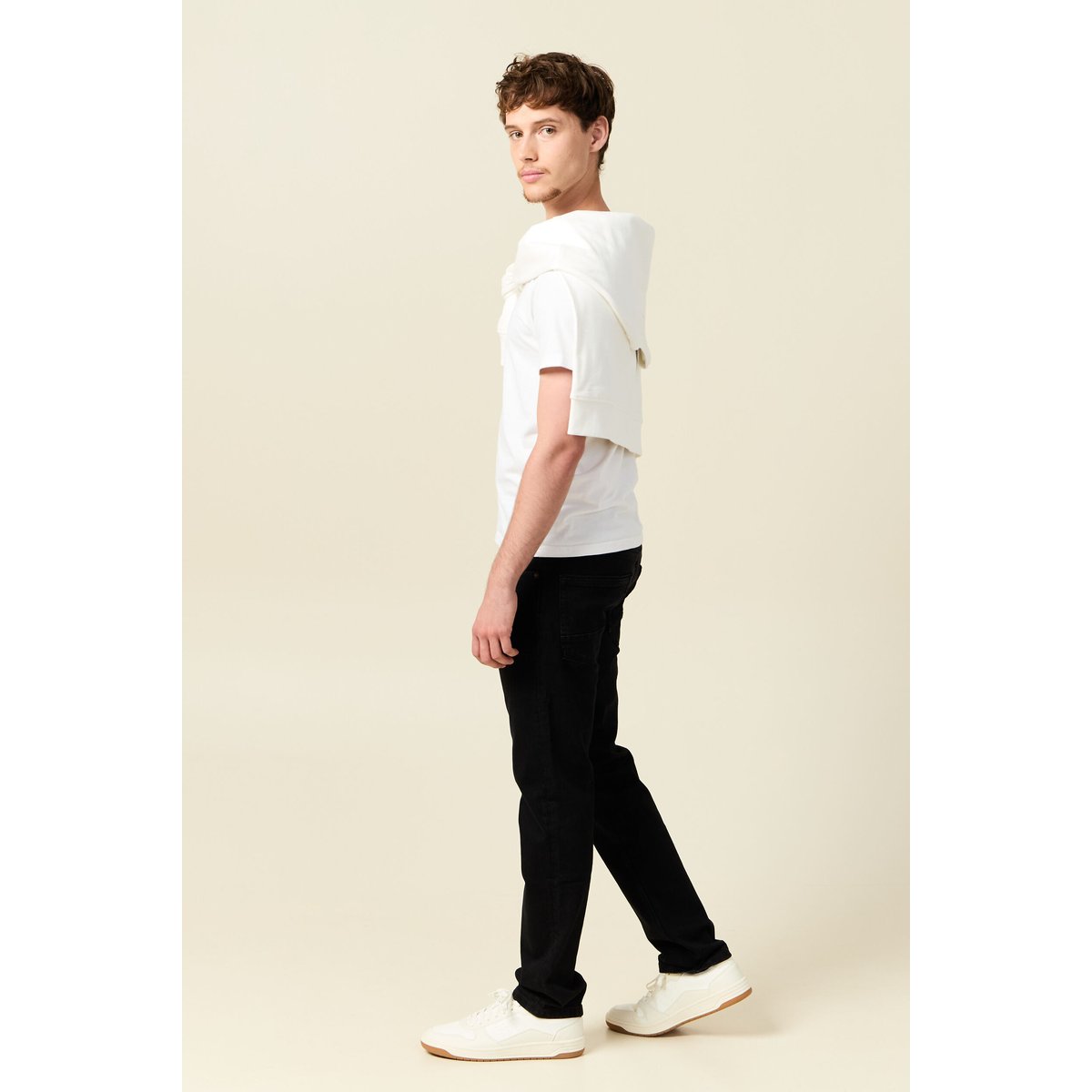 Jeans straight longueur 32 denim noir, BONOBO