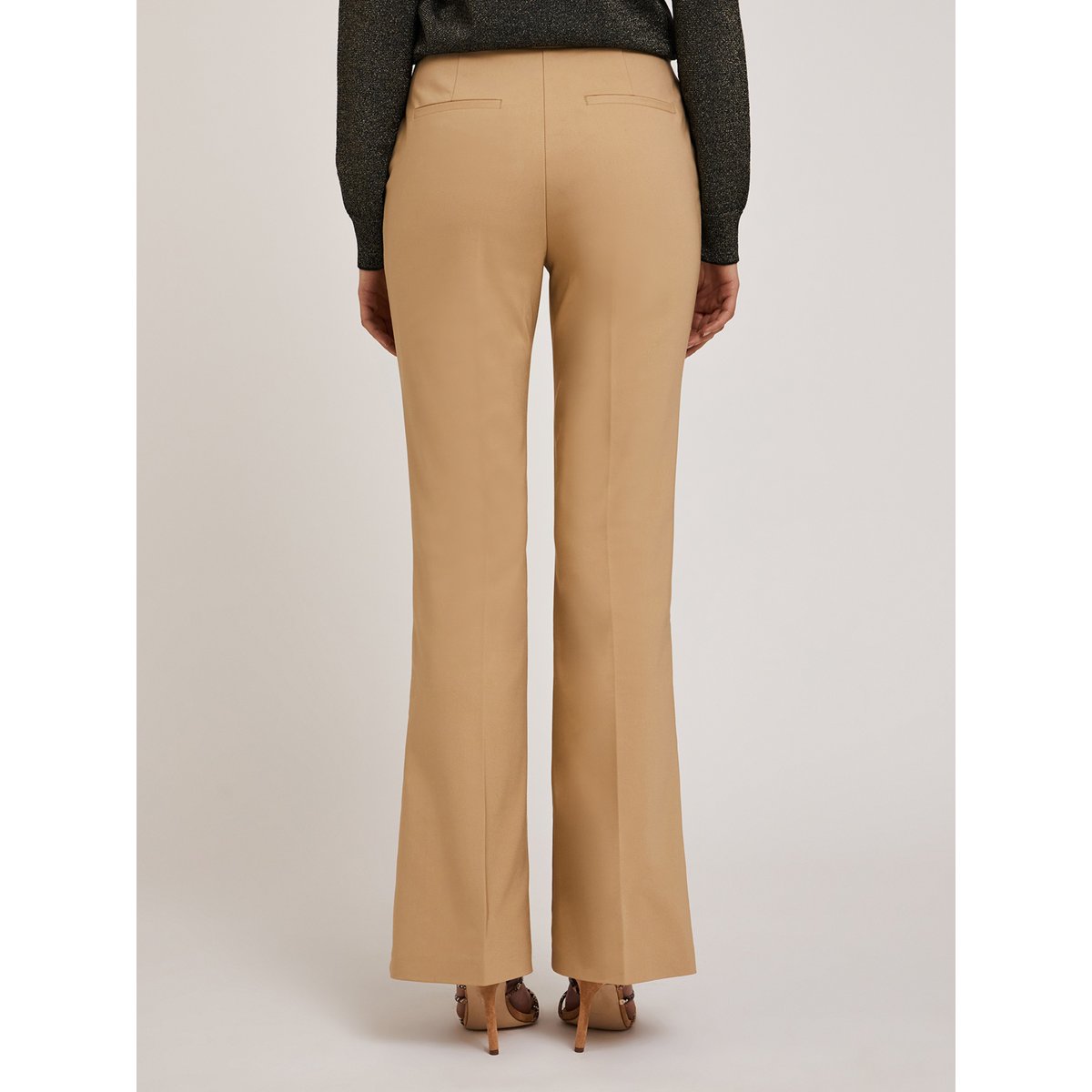 Pantalon flare en tissu compact beige, MOTIVI