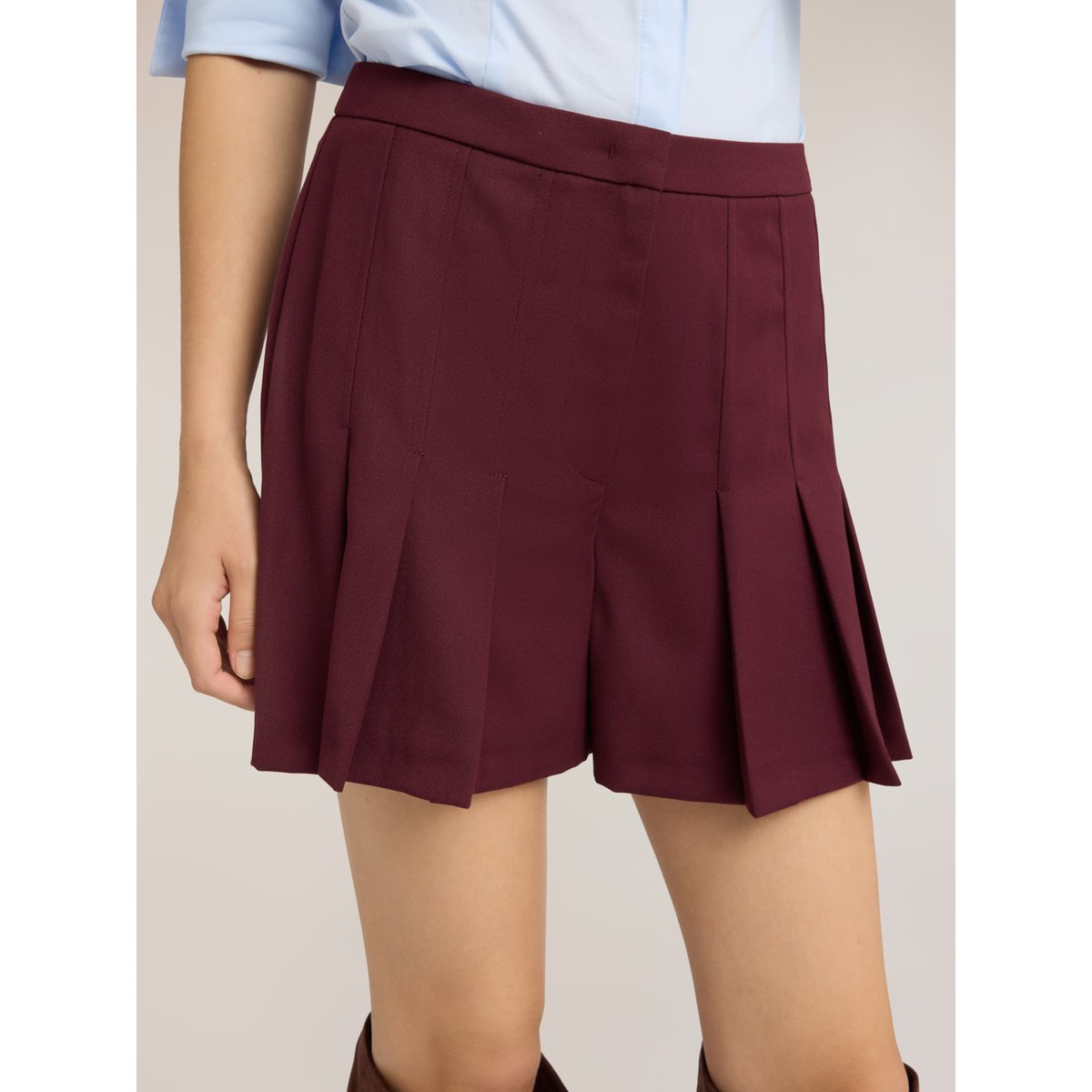 Short taille haute à plis burgundy, MOTIVI