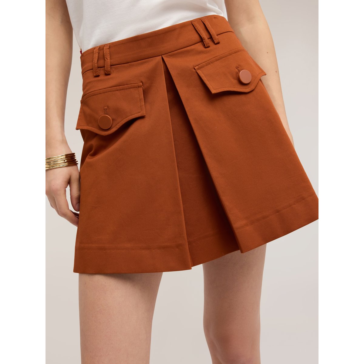Short taille haute avec pli accordéon orange soleil, MOTIVI