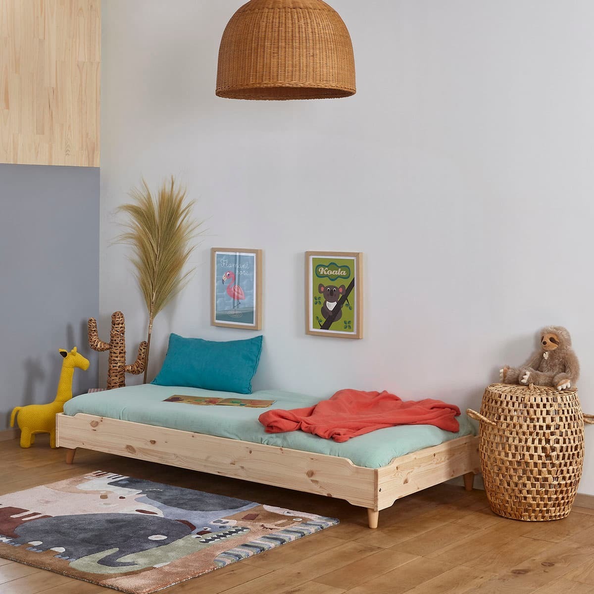 Lit empilable avec pieds et matelas Bois massif  JELLY gris, AKITEN RETAIL