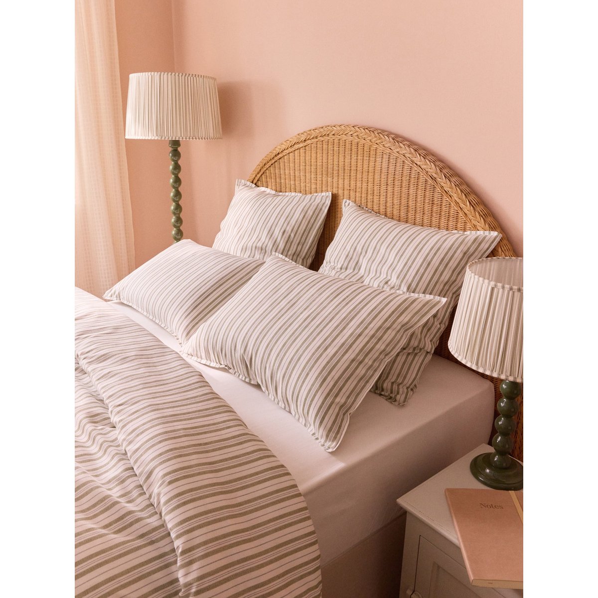 Taie d'oreiller coton tramé aspect lin "TRANSAT" rayure bleu/kaki, CYRILLUS