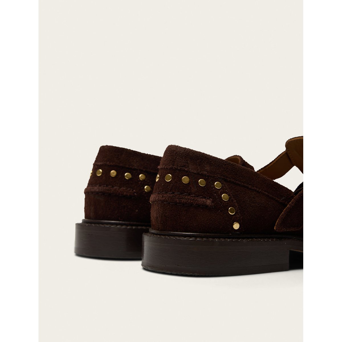 Derbies AYRO suède chocolat clous, ODAJE