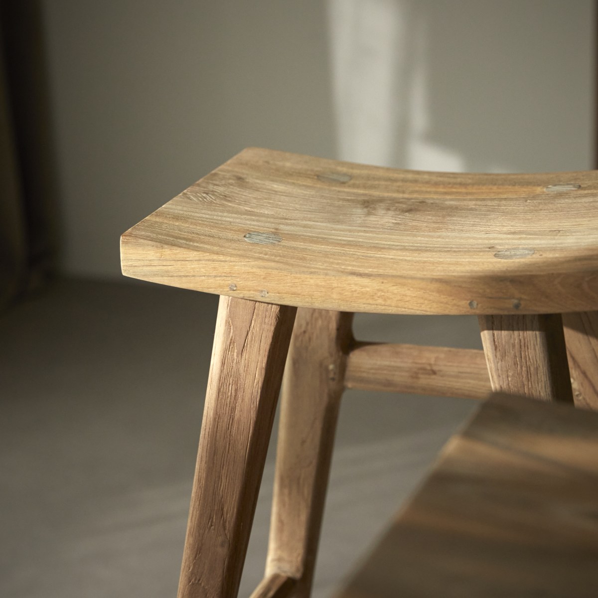 Tabouret de bar en Teck massif, ALIA naturel, TIKAMOON
