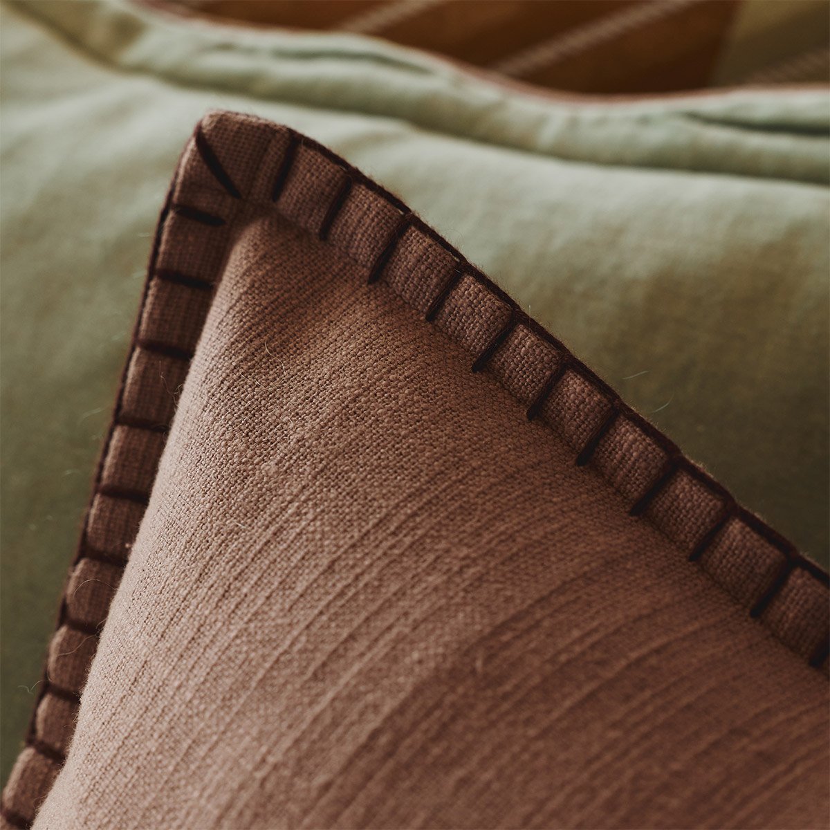 Housse de coussin en coton marron, SPENCER a motif, DESFORGES