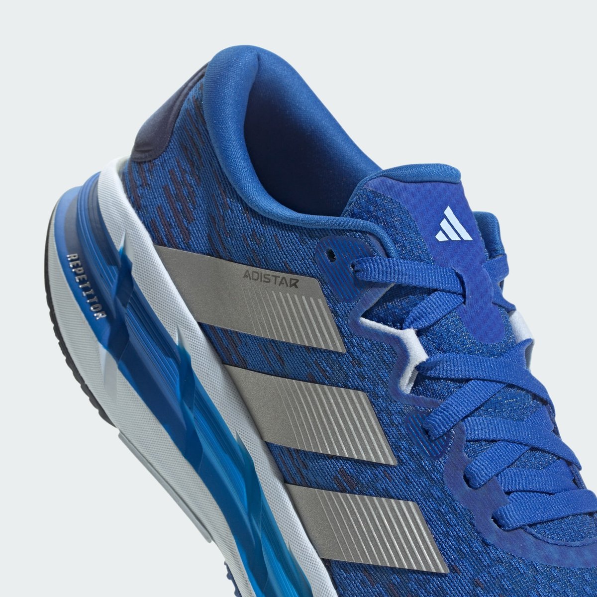 Chaussure De Running Adistar 4 blue / matte silver / crystal sky, adidas Performance