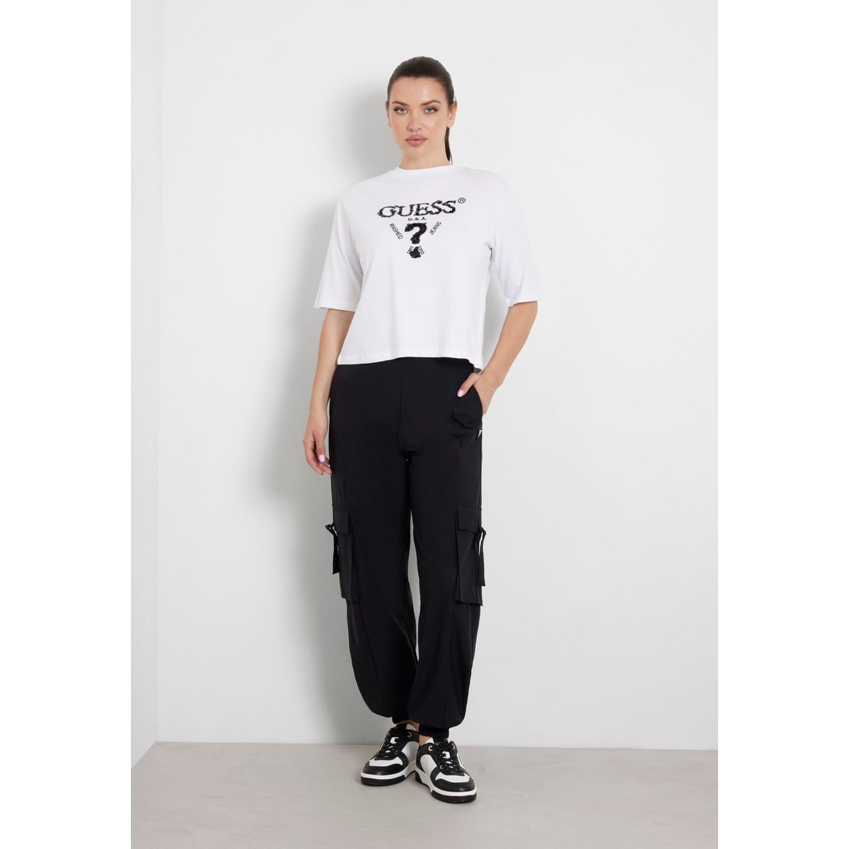 T-Shirt Boxy À Logo blanc, GUESS