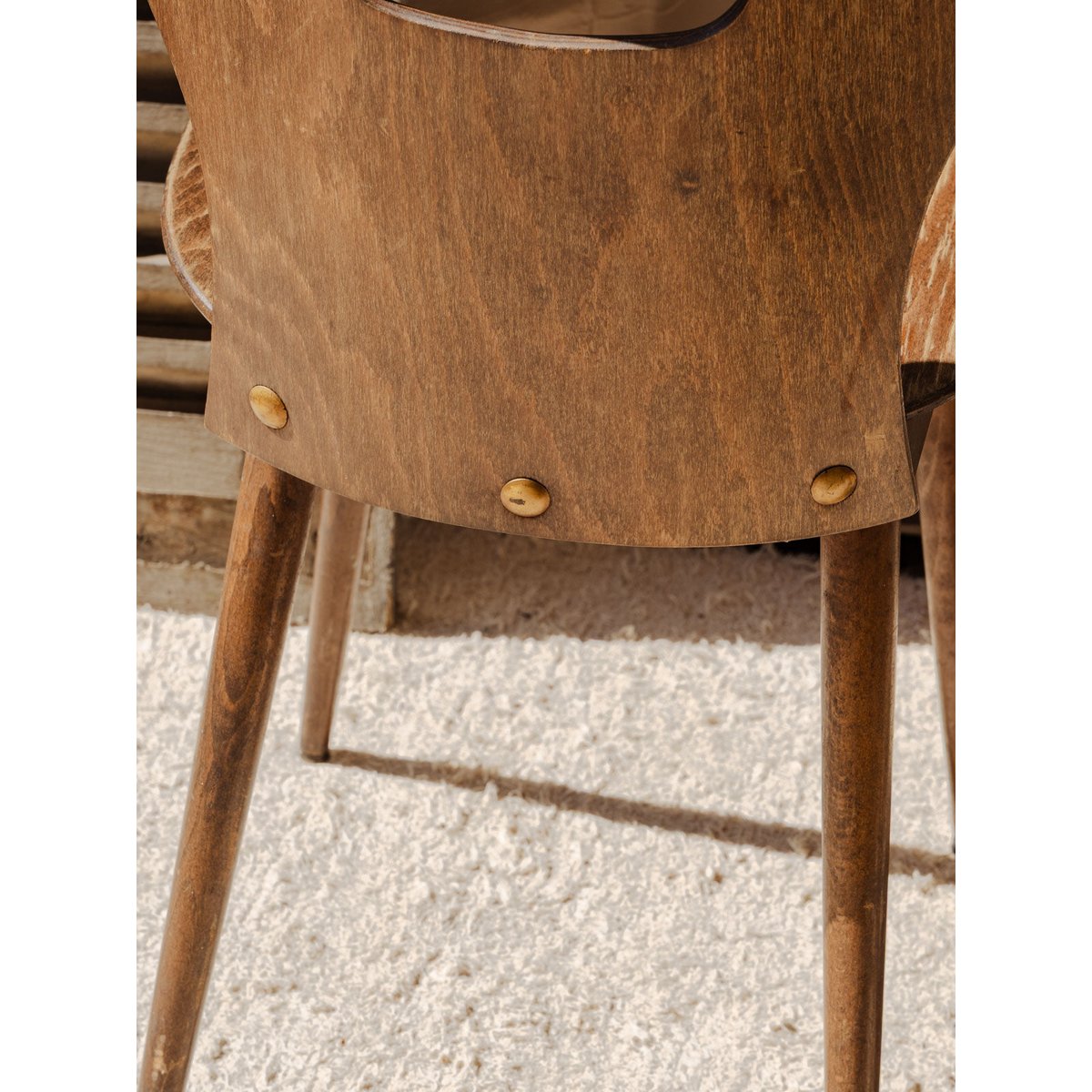 Lot de 3 chaises Baumann en bois Claude N°1157 - Bon état bois foncé, DEBONGOUT