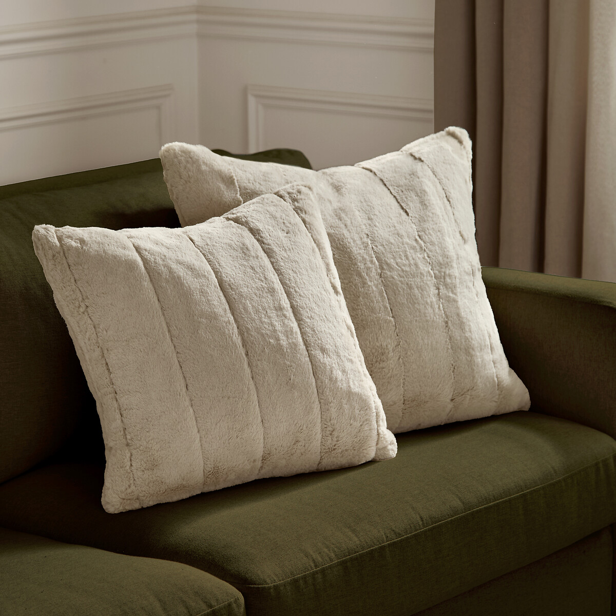 Empress Faux Fur Cushion oatmeal, PAOLETTI