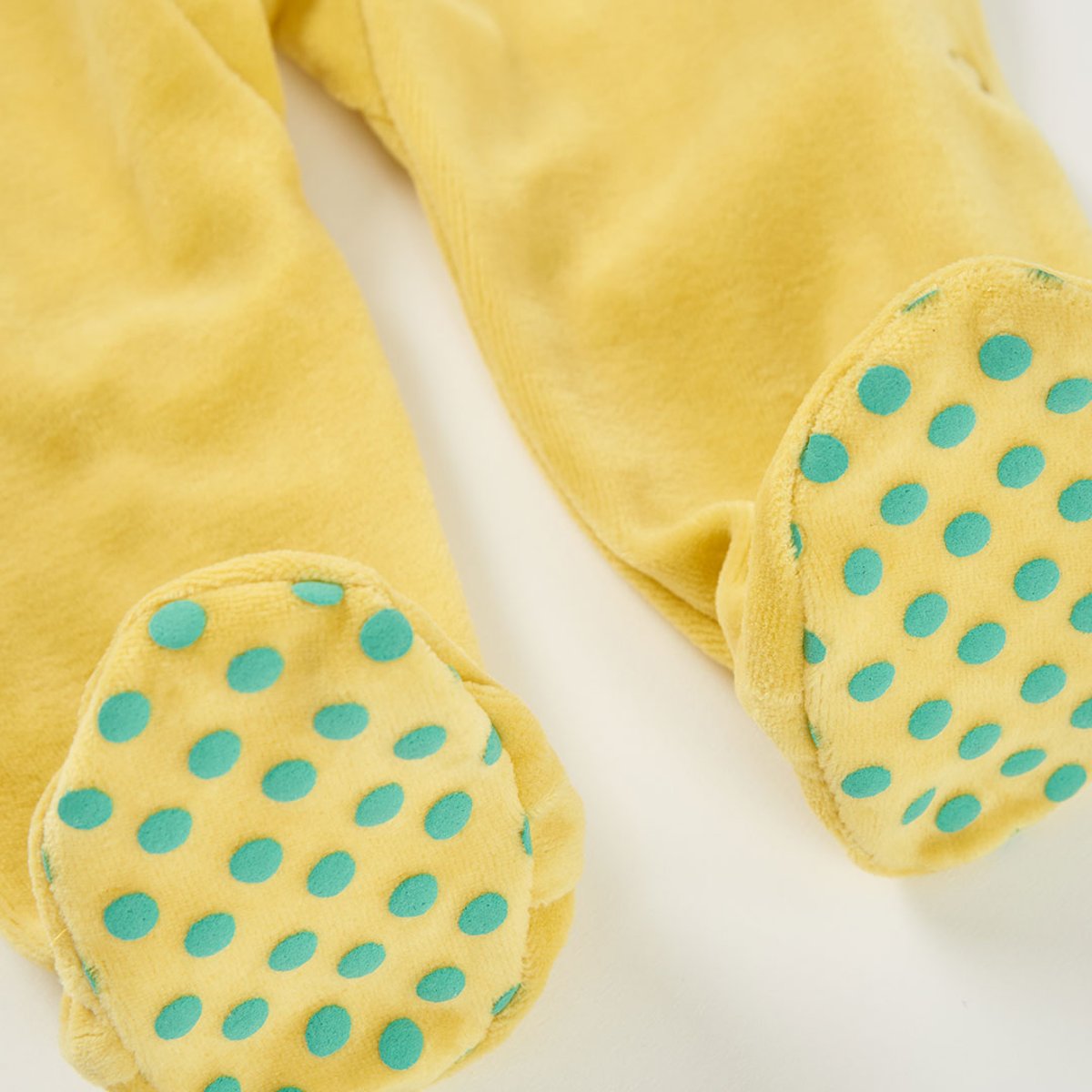 Pyjama bébé brodée de girafes et éléphants jaune, BOBOLI