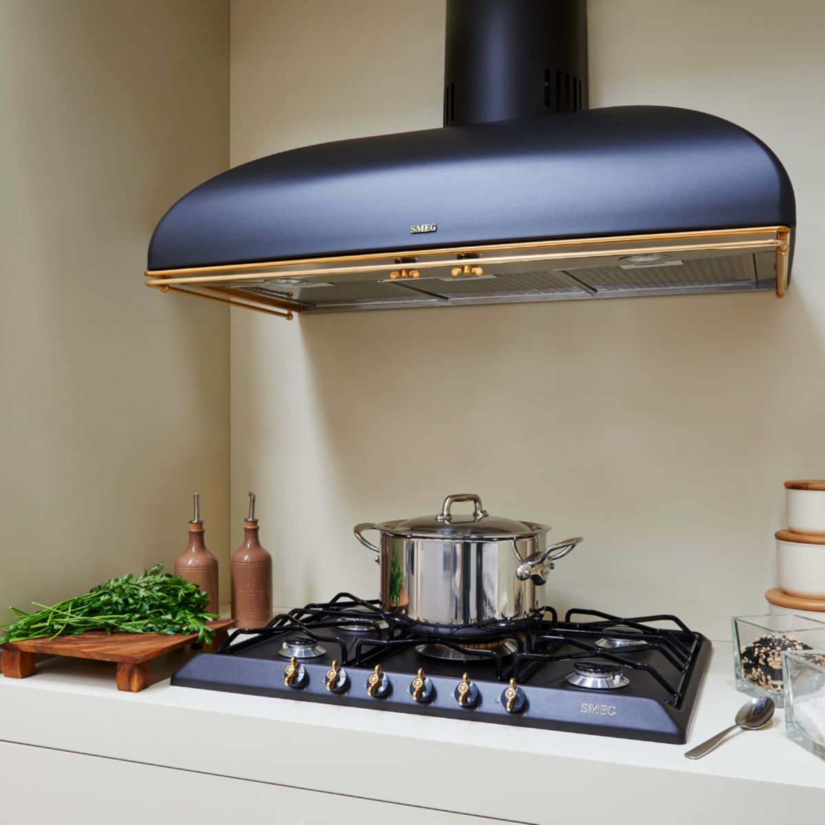 Table Gaz Srv876aogh noir, SMEG