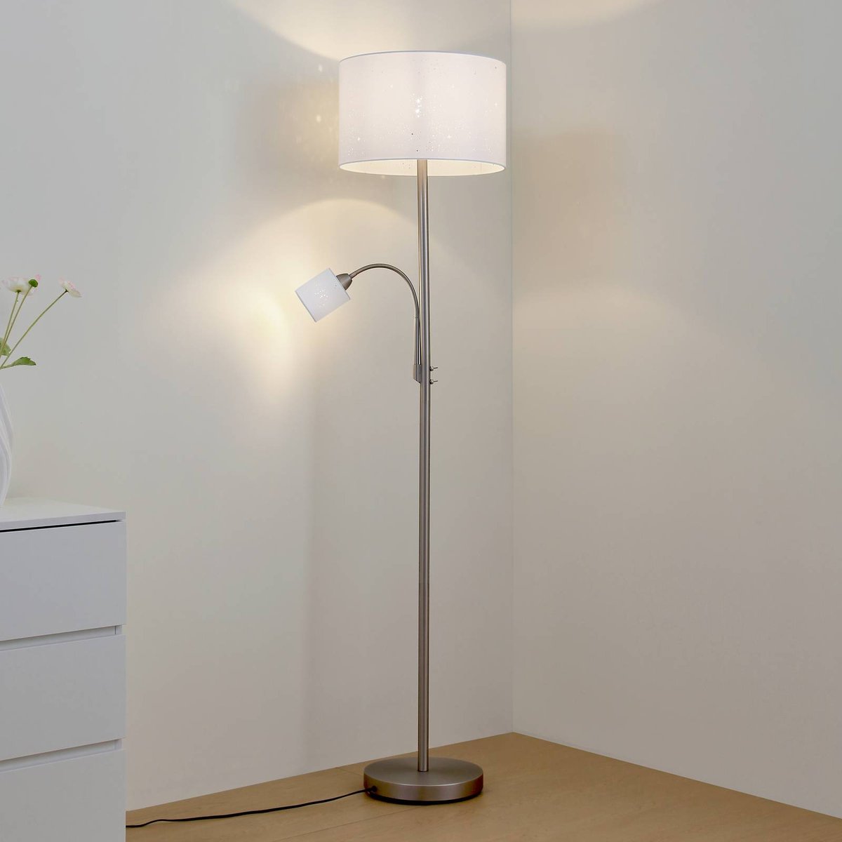 Lampadaire en métal moderne, Jaileen blanc, gris, LINDBY