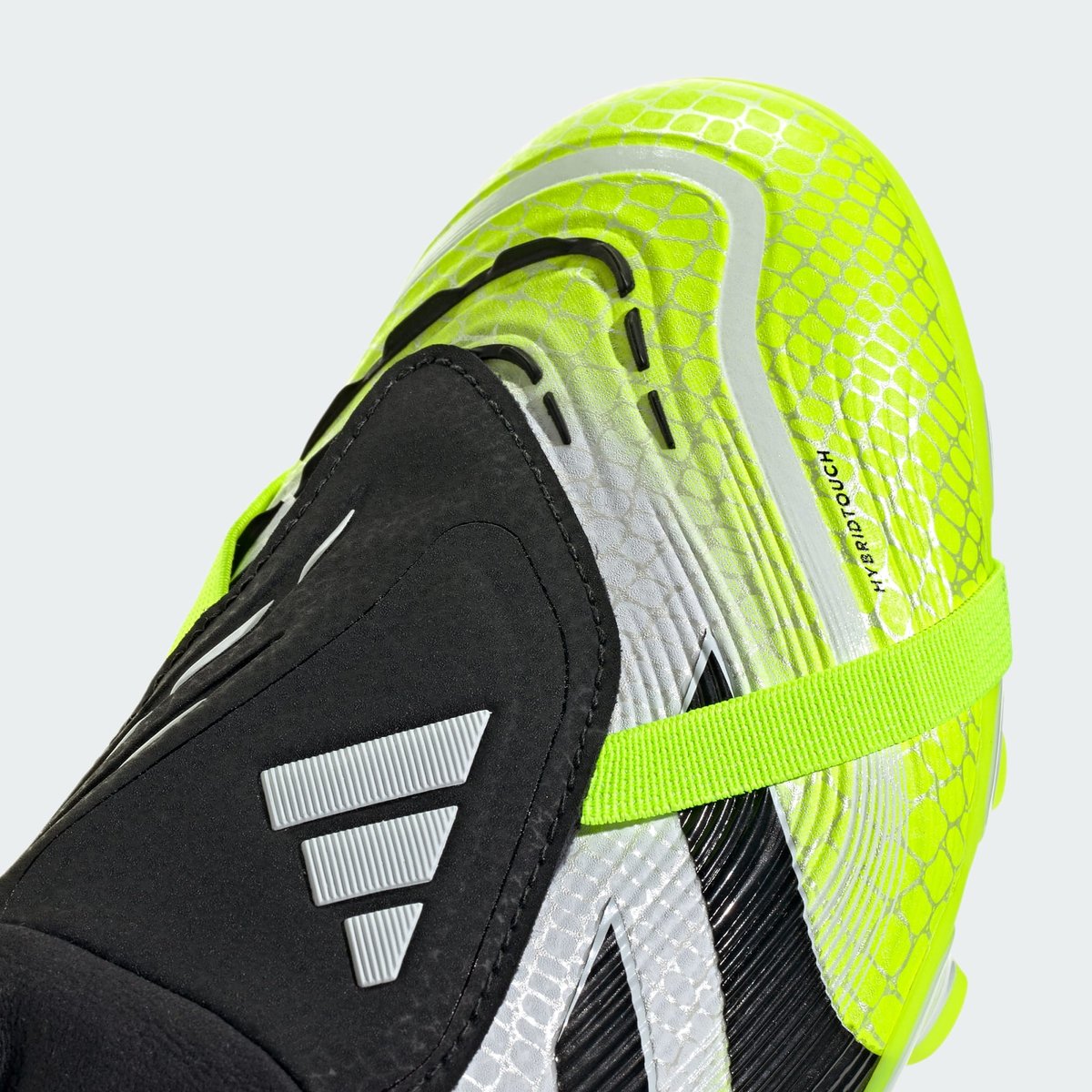 Chaussure Predator Pro Languette Rabattable Multi-Surfaces Chaussure Predator Pro Languette Rabattable Multi-Surfaces cloud white / core black / lucid lemon, adidas Performance