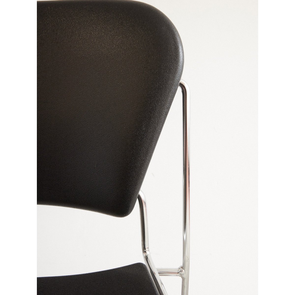 Lot de 4 chaises Perry en chrome Alma N°2087 - Bon état gris, DEBONGOUT